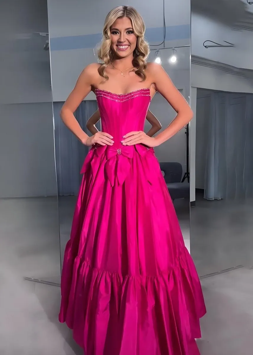 Cristal | A-Line Black Scoop Neck Satin Long Prom Dresses with Bow Knots
