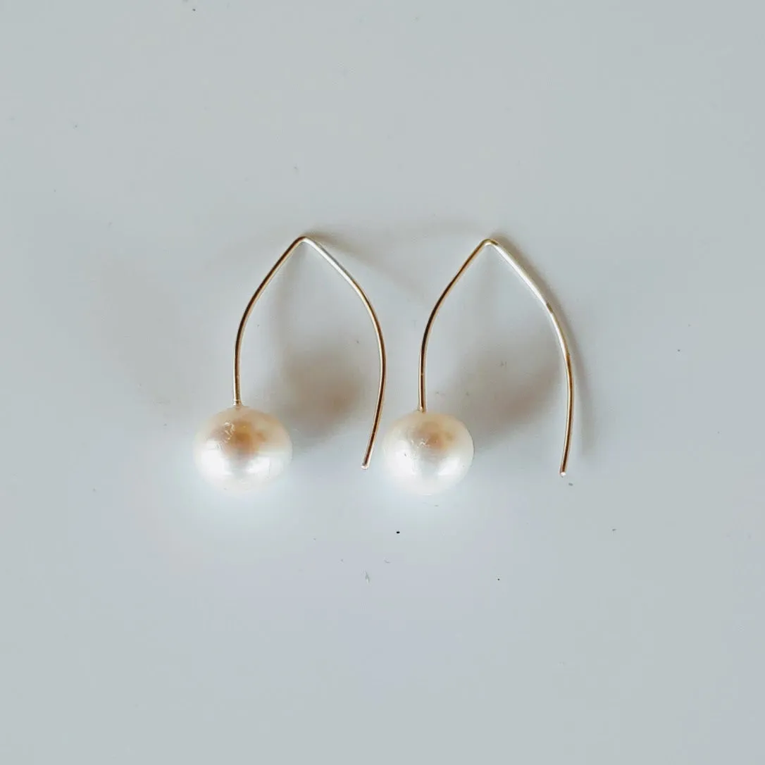 Freshwater Pearl Earrings on Wishbone Wire