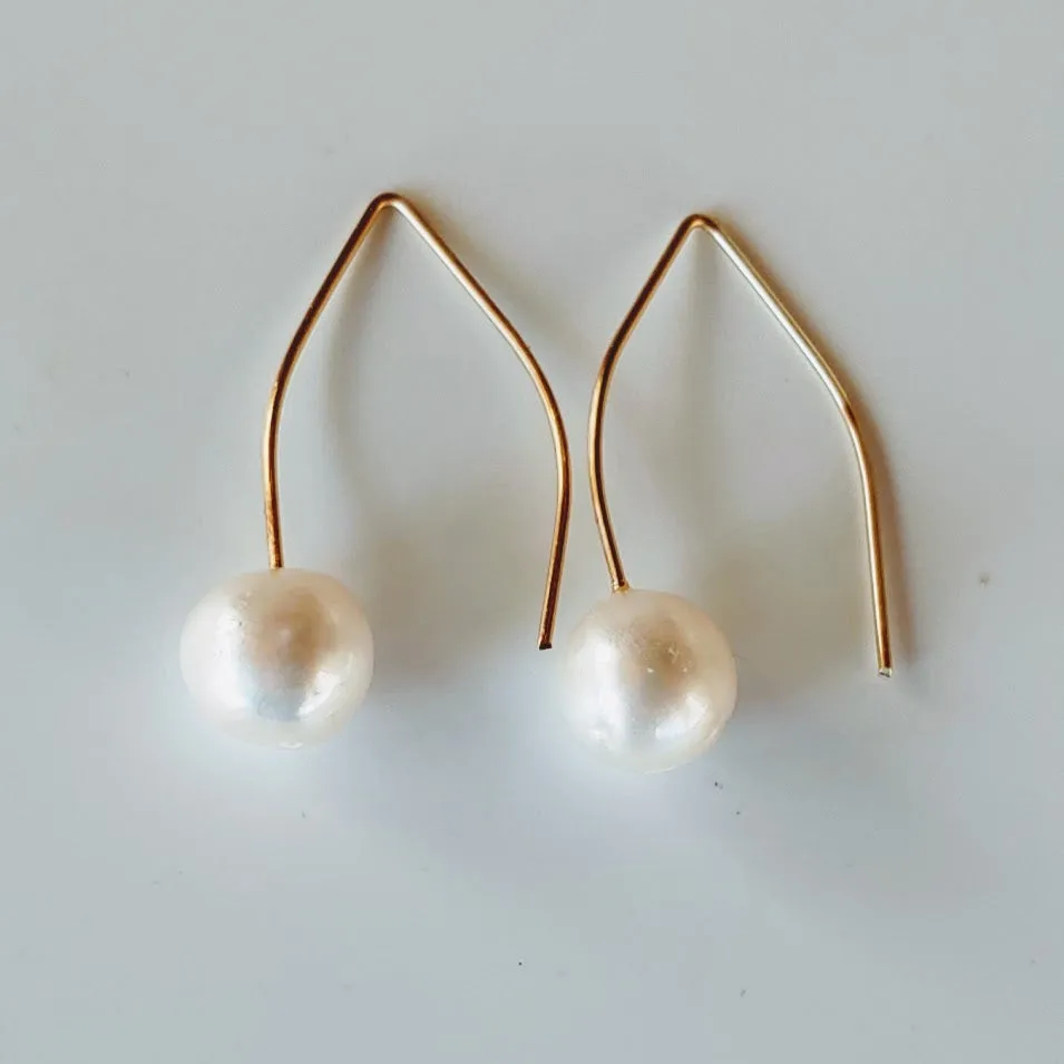 Freshwater Pearl Earrings on Wishbone Wire