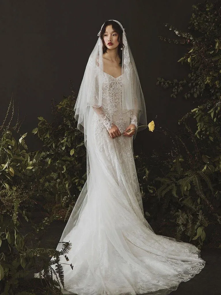 Long Sleeves Sheath Wedding Dresses Lace Appliqued Gowns TN236