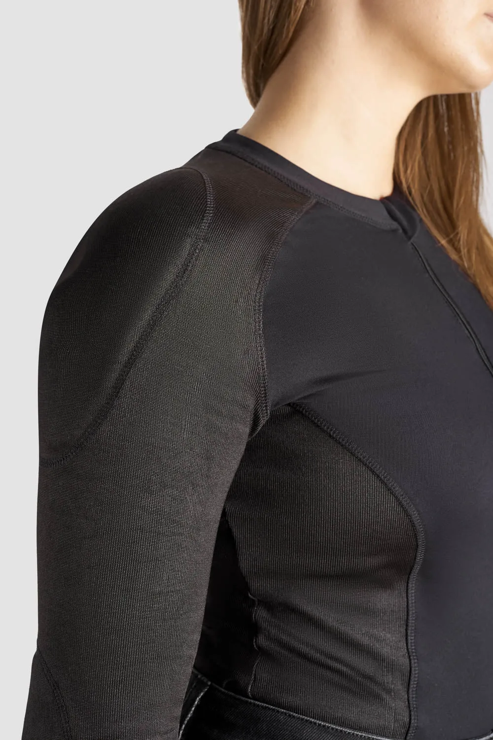 SHELL WW BLACK 02 – Armored Motorcycle Baselayer / Body