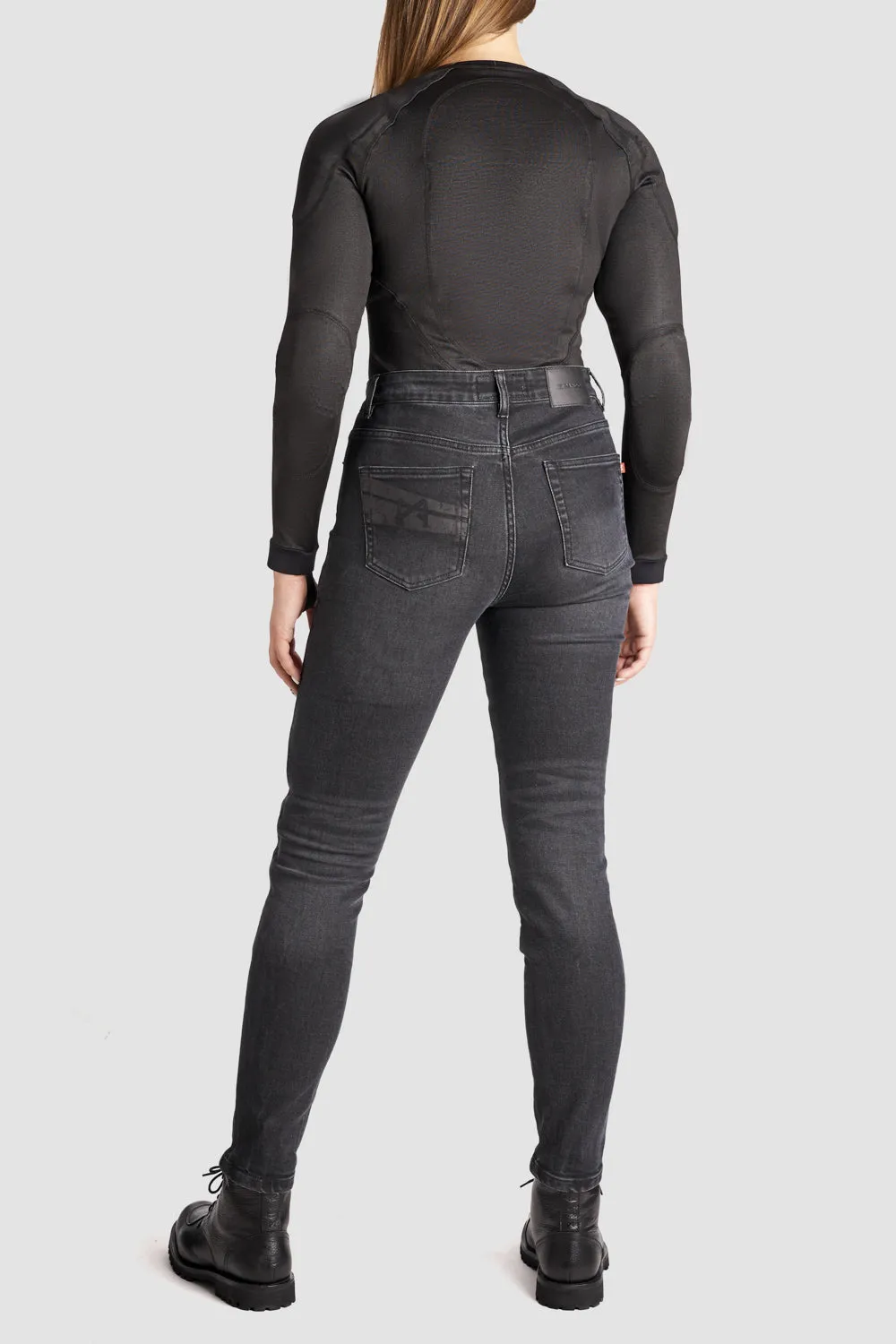 SHELL WW BLACK 02 – Armored Motorcycle Baselayer / Body